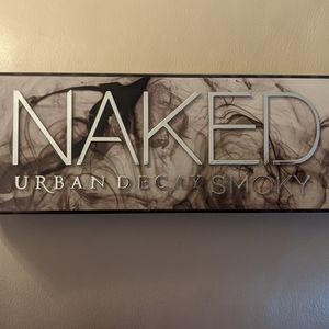 Urban Decay Naked Smokey Palette